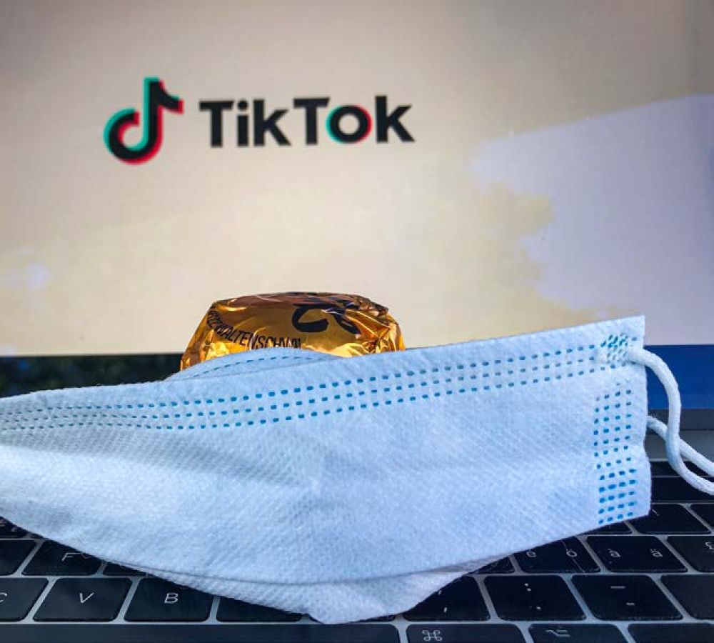 Maske, Dobler und TikTok