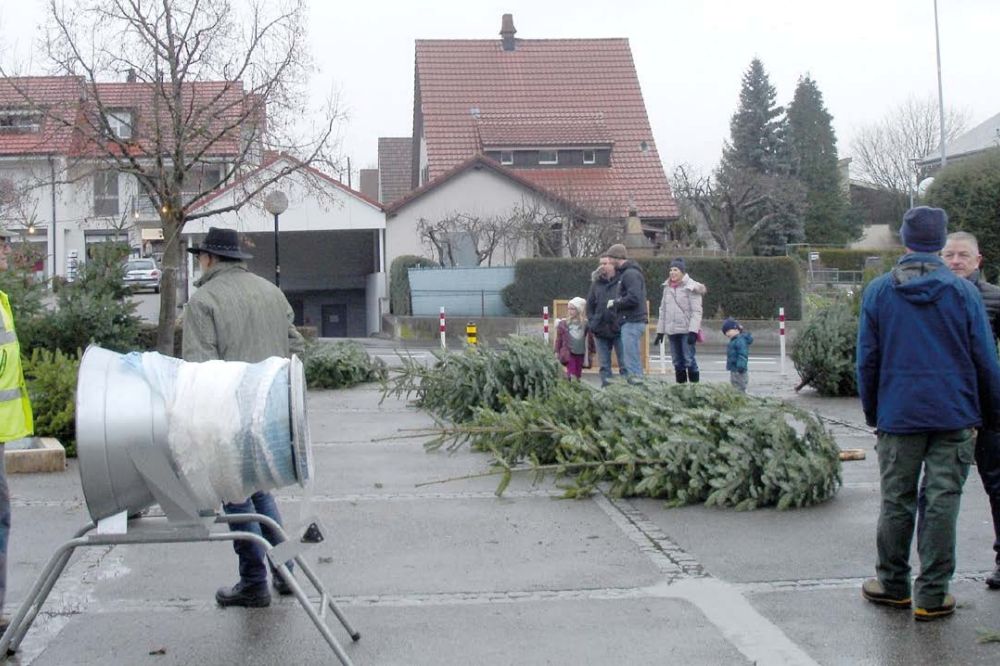 Christbaumverkauf bei der Gemeinde
