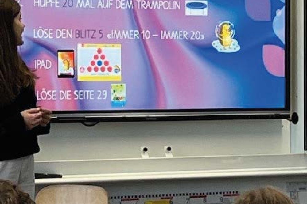 Digitale Wandtafel in der Schule