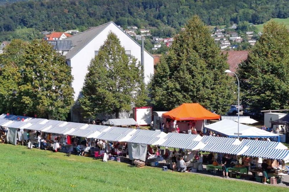 Stände am Dorfmäret